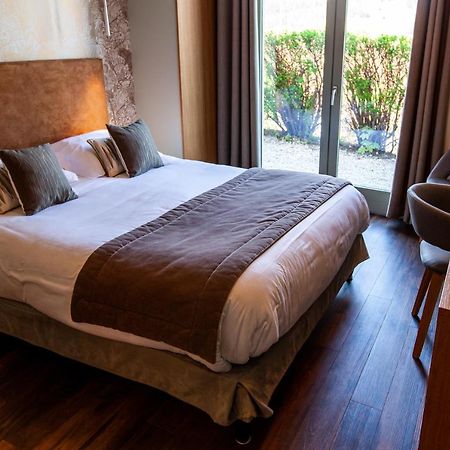 Logis Hotel Restaurant La Tour Dunières المظهر الخارجي الصورة