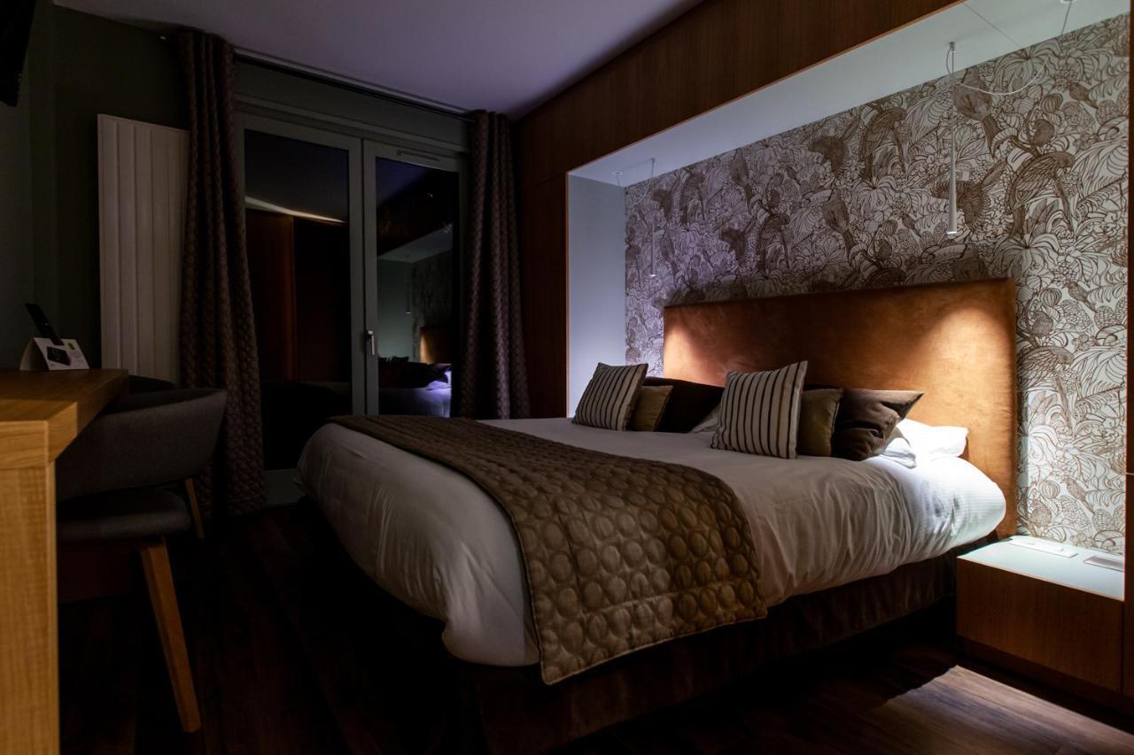 Logis Hotel Restaurant La Tour Dunières المظهر الخارجي الصورة