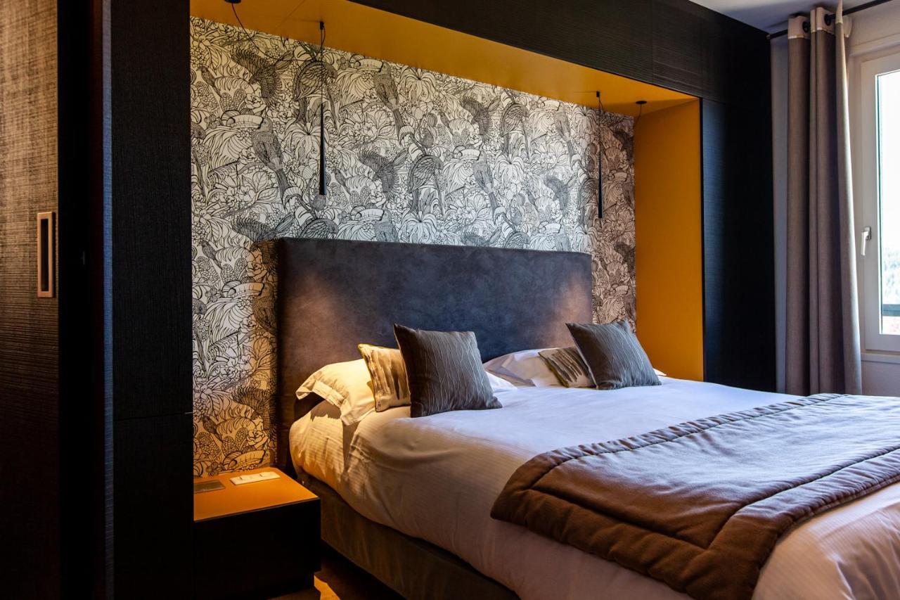 Logis Hotel Restaurant La Tour Dunières المظهر الخارجي الصورة