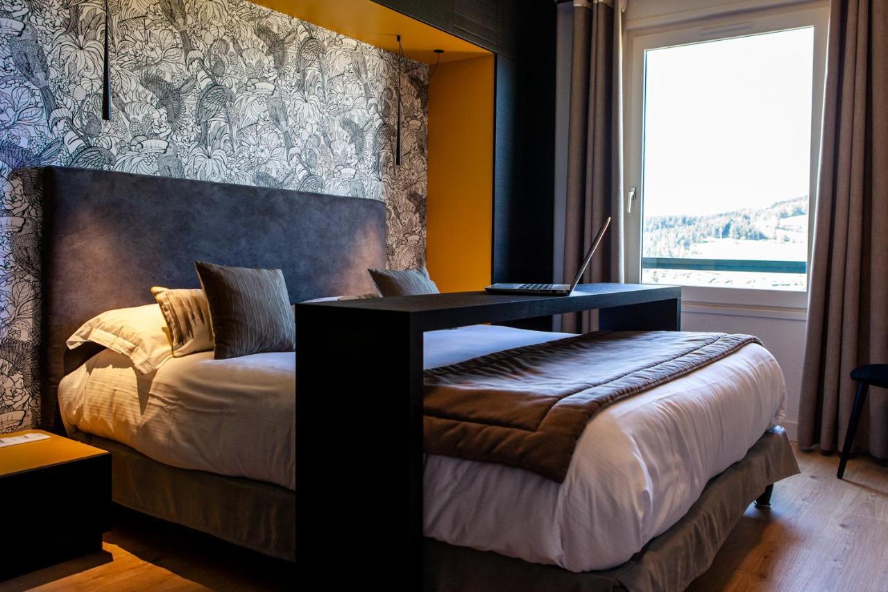 Logis Hotel Restaurant La Tour Dunières المظهر الخارجي الصورة